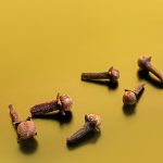 5 clove-based recipes to lose belly fat quickly